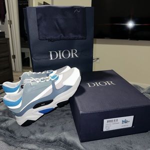 DIOR Like B22 Sneaker